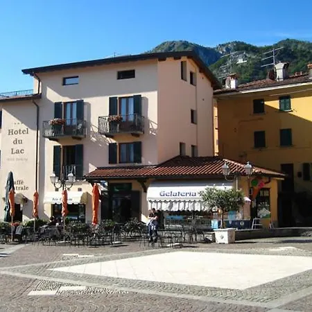 Sleeps 8 Air Con Appartement